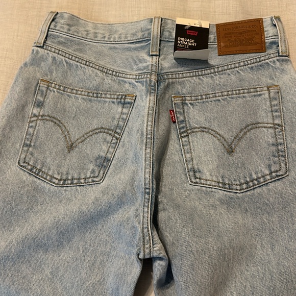 NWT LEVIs ribcage ankle straight size 28x27 - Picture 8 of 9